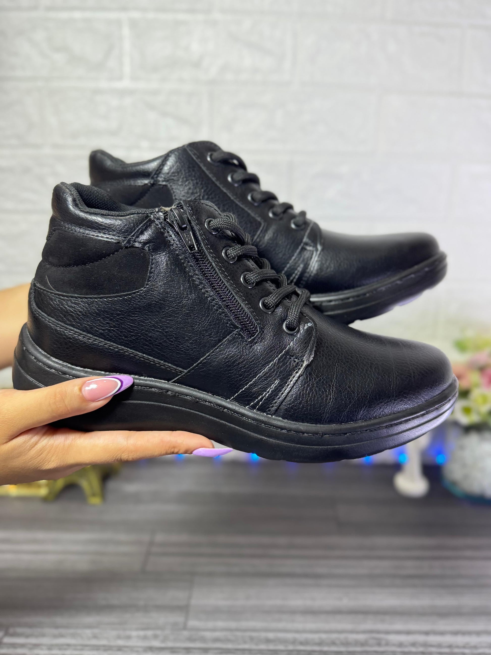 bota color negro
